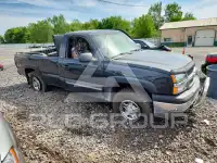 2004 Chevrolet Silverado photo
