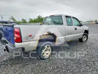 2004 Chevrolet Silverado photo
