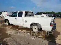 2004 Chevrolet Silverado photo