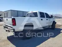 2004 Chevrolet Silverado photo