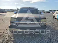 2004 Chevrolet Silverado photo