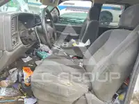 2004 Chevrolet Silverado photo