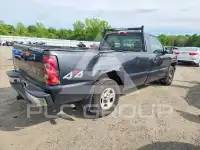 2004 Chevrolet Silverado photo