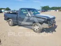 2004 Chevrolet Silverado photo