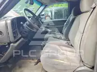 2004 Chevrolet Silverado photo