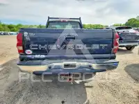 2004 Chevrolet Silverado photo