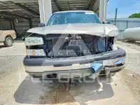 2004 Chevrolet Silverado photo
