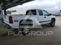 2004 Chevrolet Silverado photo