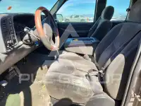 2004 Chevrolet Silverado photo
