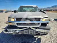 2004 Chevrolet Silverado photo