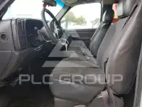 2004 Chevrolet Silverado photo