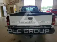 2004 Chevrolet Silverado photo