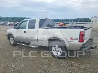 2004 Chevrolet Silverado photo