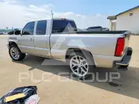 2004 Chevrolet Silverado photo