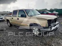 2004 Chevrolet Silverado photo