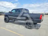 2004 Chevrolet Silverado photo