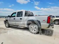2004 Chevrolet Silverado photo