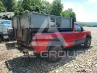2004 Chevrolet Silverado photo