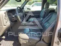 2004 Chevrolet Silverado photo