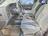 2004 Chevrolet Silverado photo