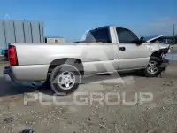 2004 Chevrolet Silverado photo