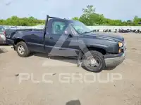 2004 Chevrolet Silverado photo