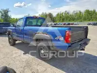 2004 Chevrolet Silverado photo