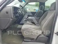 2004 Chevrolet Silverado photo