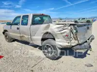 2004 Chevrolet Silverado photo