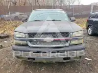 2004 Chevrolet Silverado photo