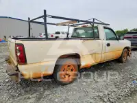 2004 Chevrolet Silverado photo