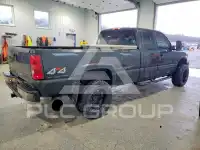 2004 Chevrolet Silverado photo