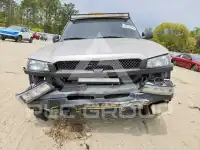 2004 Chevrolet Silverado photo