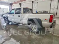 2004 Chevrolet Silverado photo