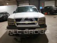 2004 Chevrolet Silverado photo