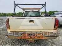 2004 Chevrolet Silverado photo