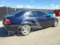 2004 BMW 330 фото
