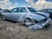 2004 Jaguar XJ photo