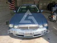 2004 Jaguar X-TYPE photo