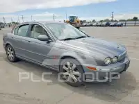 2004 Jaguar X-TYPE photo