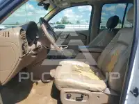2004 Buick Rainier photo