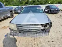 2004 Infinity M45 photo