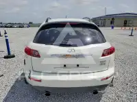 2004 Infinity FX35 photo