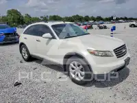 2004 Infinity FX35 photo