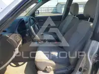 2004 Subaru Forester photo