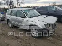 2004 Subaru Forester photo