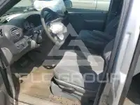 2004 Dodge CARAVAN фото