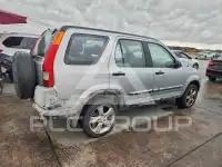 2004 Honda CR-V photo