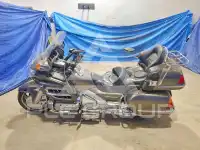 2004 Honda GL photo