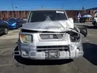 2004 Honda ELEMENT photo